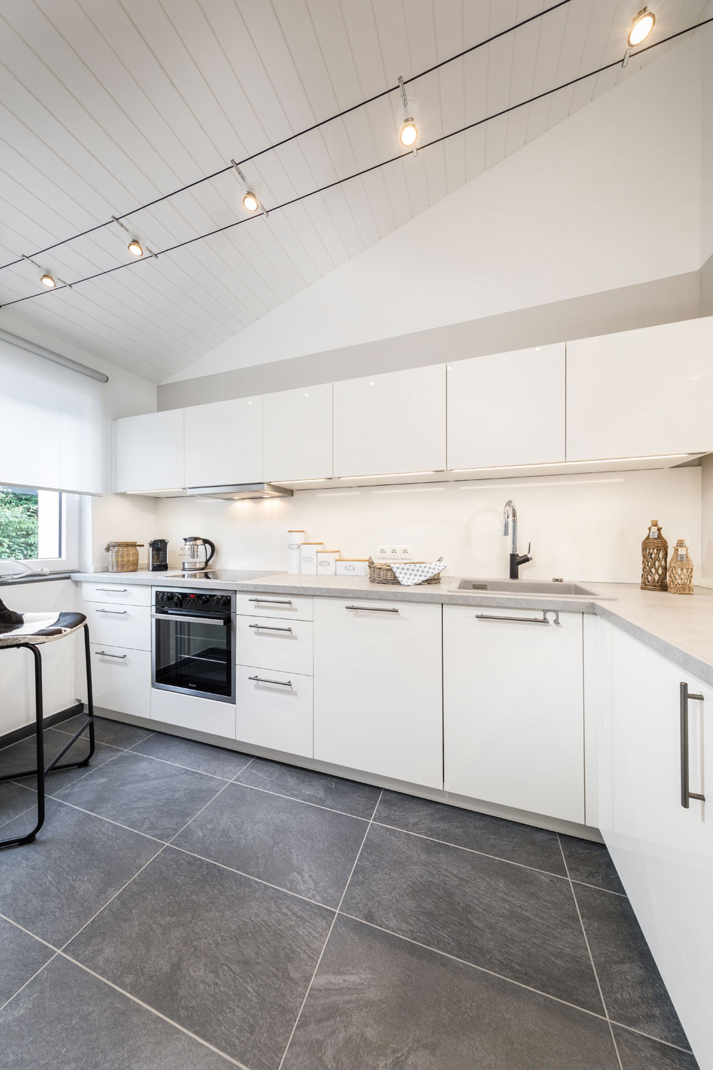 Möbel für Ferienwohnung von möbel mayer